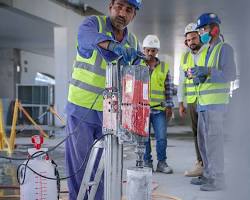 تخريم الخرسانة في مكة باستخدام ماكينة الكور الماسي لعمل فتحات دائرية دقيقة في الجدران الخرسانية
